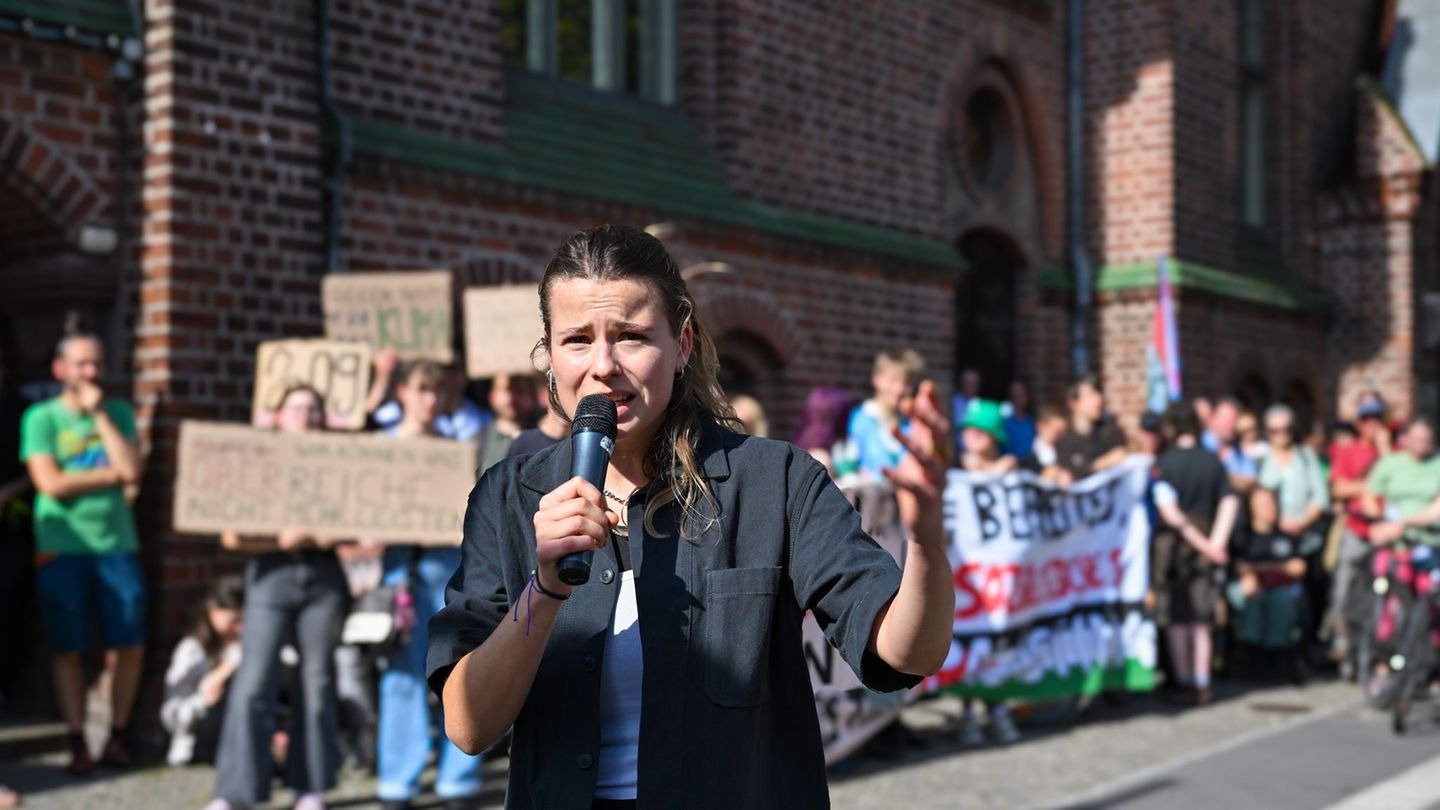 "Frauen in Deutschland sind nicht sicher, das ist klar", sagt Luisa Neubauer. (Archivbild) Foto: Soeren Stache/dpa "Frauen in Deutschland sind nicht sicher, das ist klar", sagt Luisa Neubauer. (Archivbild) Foto: Soeren Stache/dpa