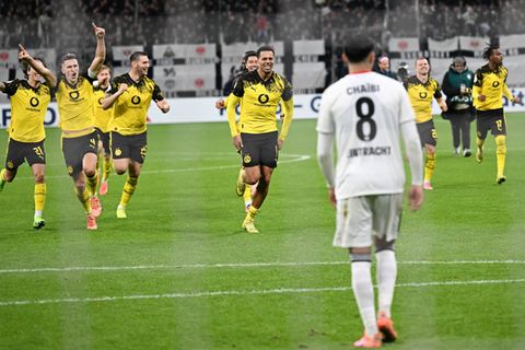 Eintracht Frankfurts Aufsichtsratssprecher Axel Hellmann fordert einen früheren VAR-Einsatz im DFB-Pokal. Foto: Arne Dedert/dpa