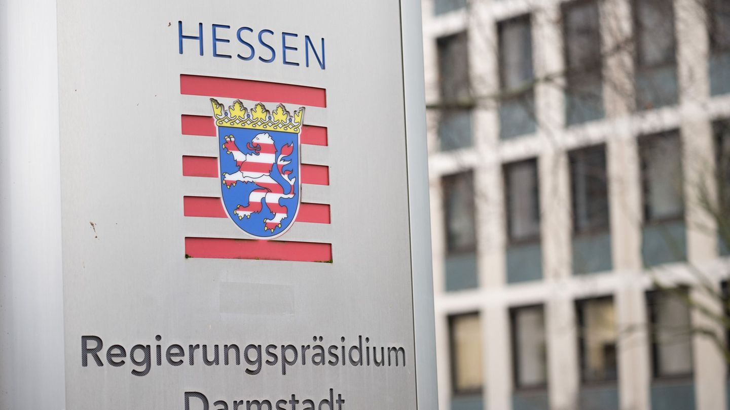 Das RP Darmstadt hat bei Kontrollen Mängel festgestellt. (Symbolbild) Foto: Sebastian Gollnow/dpa