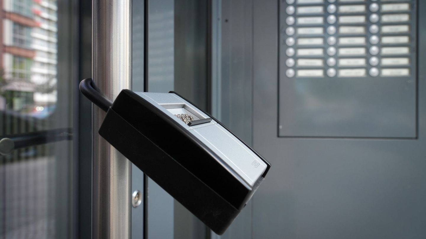 Der Berliner Mieterverein fordert eine bessere Kontrolle bei irregulär angebotenen Ferienwohnungen. (Archivbild) Foto: Soeren St Der Berliner Mieterverein fordert eine bessere Kontrolle bei irregulär angebotenen Ferienwohnungen. (Archivbild) Foto: Soeren St