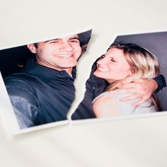 Scheidung: Ein zerrissenes Bild eines Paares