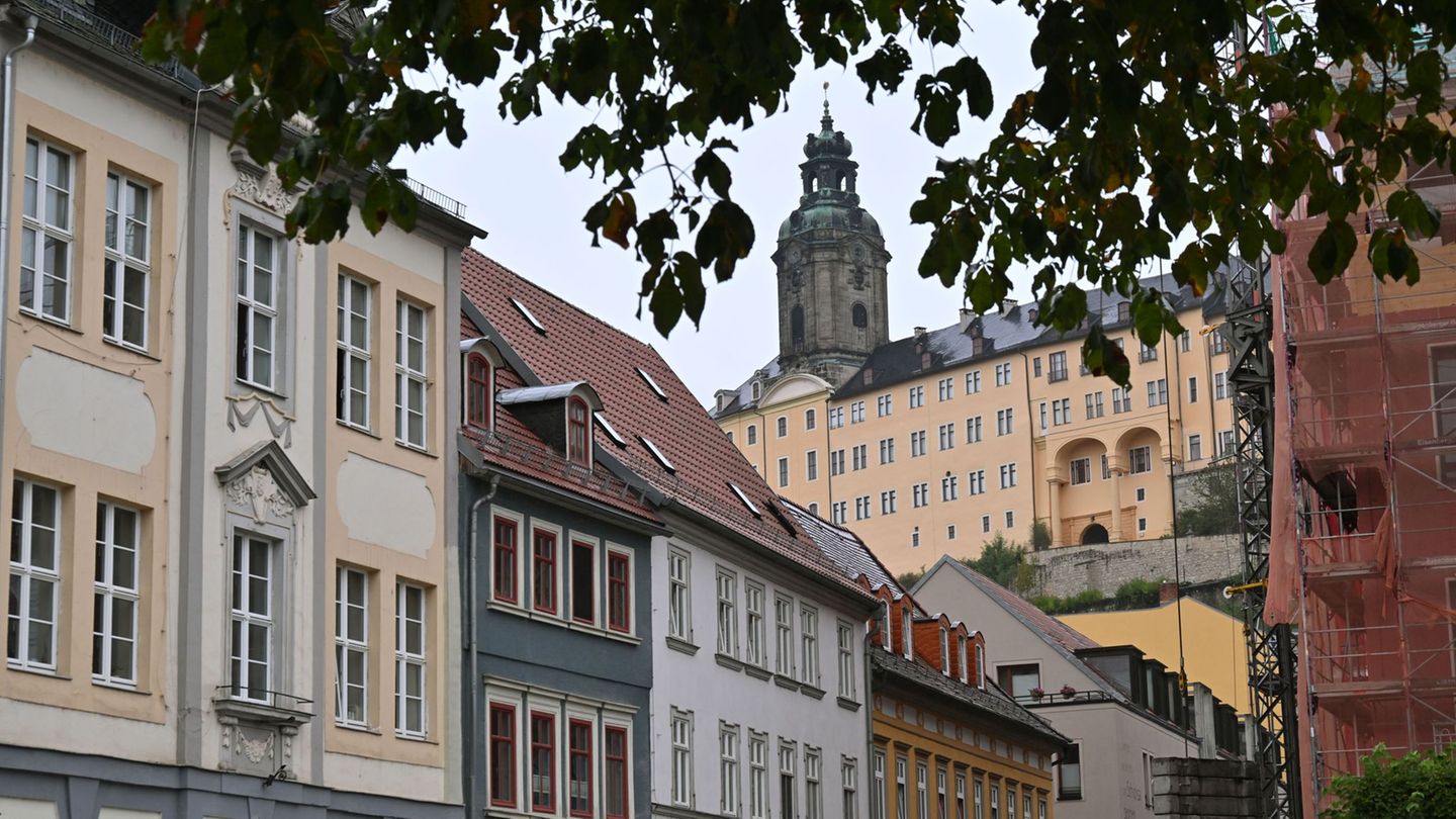 Kommunalfinanzen: Kommunen: Hohe Sozialausgaben - weniger Investitionen