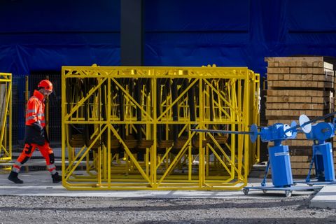 Arbeiter auf Baustelle für Fehmarnbeltquerung