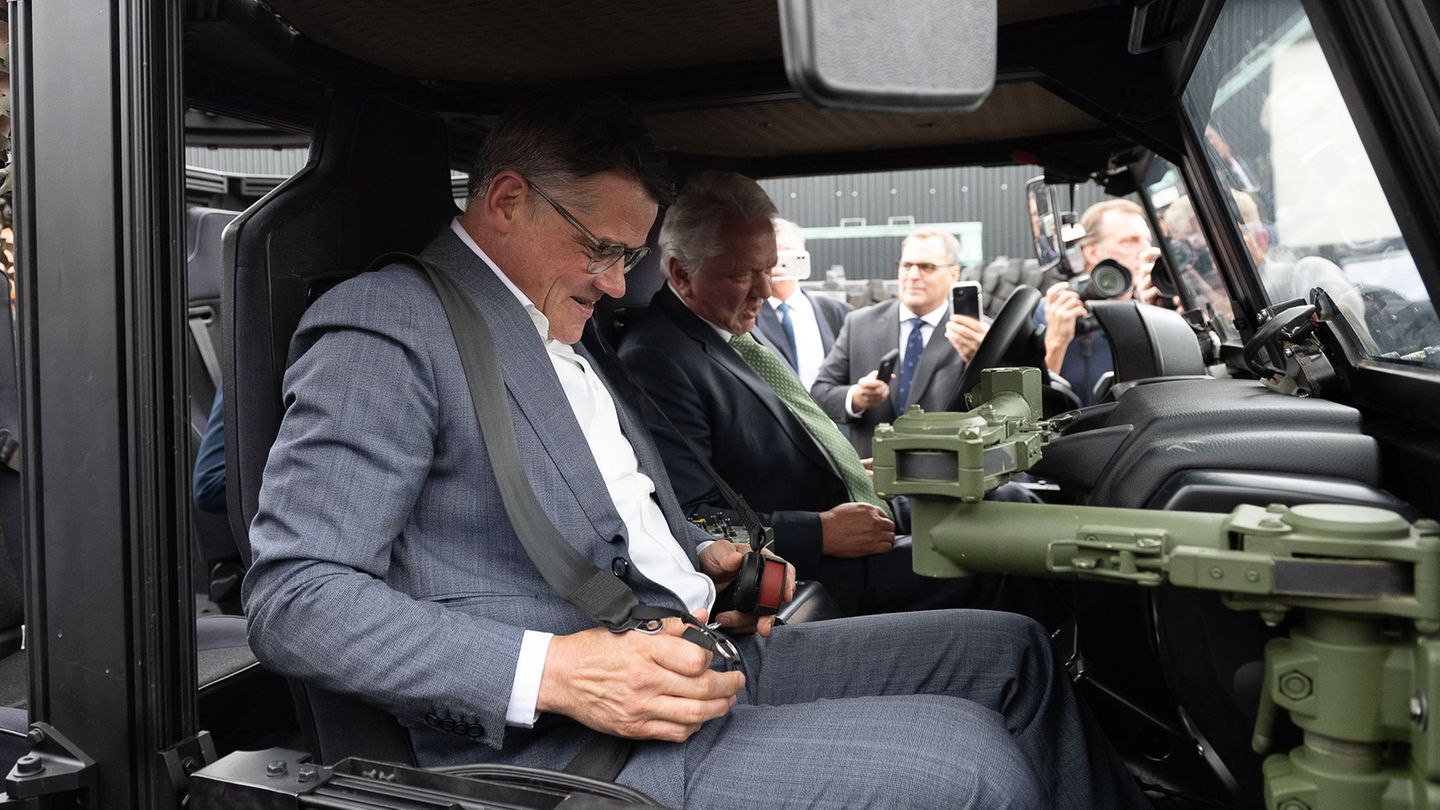 Rüstungsgipfel: Rhein will Verteidigungsmilliarden nach Hessen holen