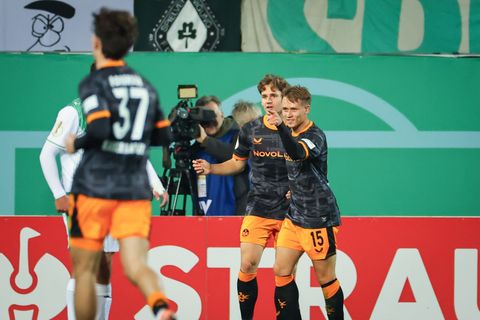 Die Gäste gingen früh in Führung. Foto: Daniel Karmann/dpa