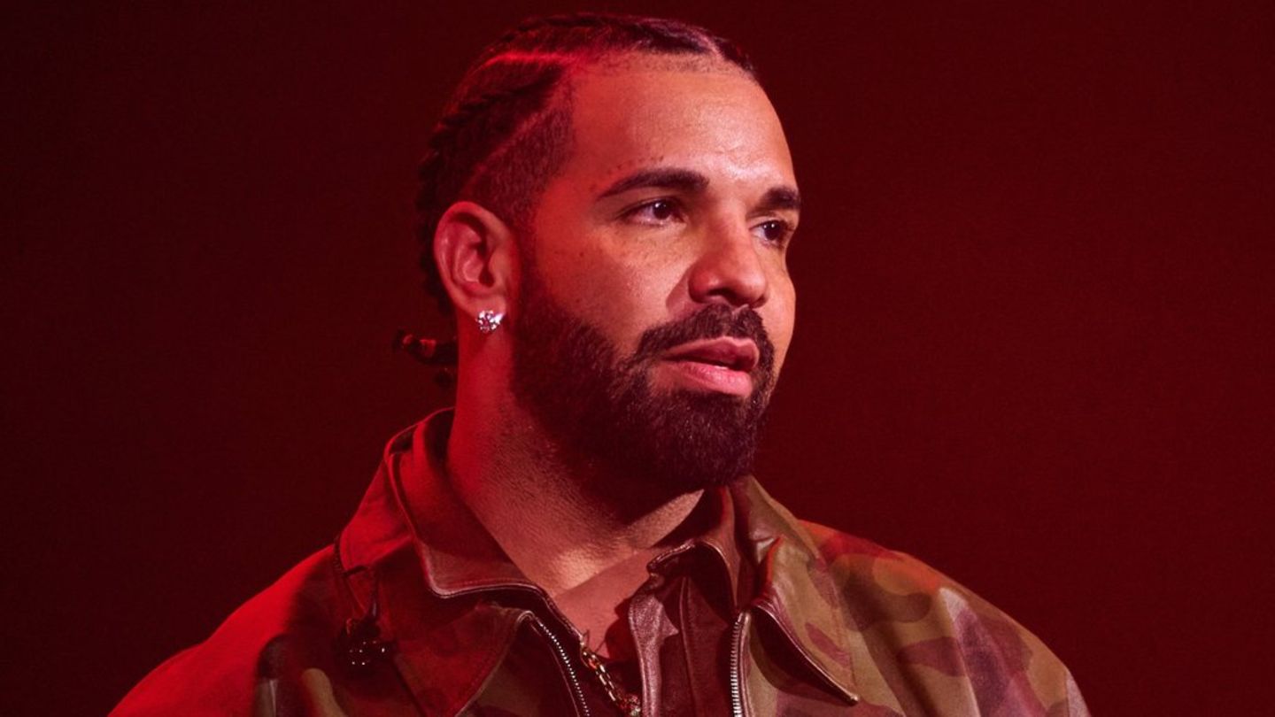 Drake versucht juristisch gegen die Promotion von "Not Like Us" vorzugehen. Drake versucht juristisch gegen die Promotion von "Not Like Us" vorzugehen.