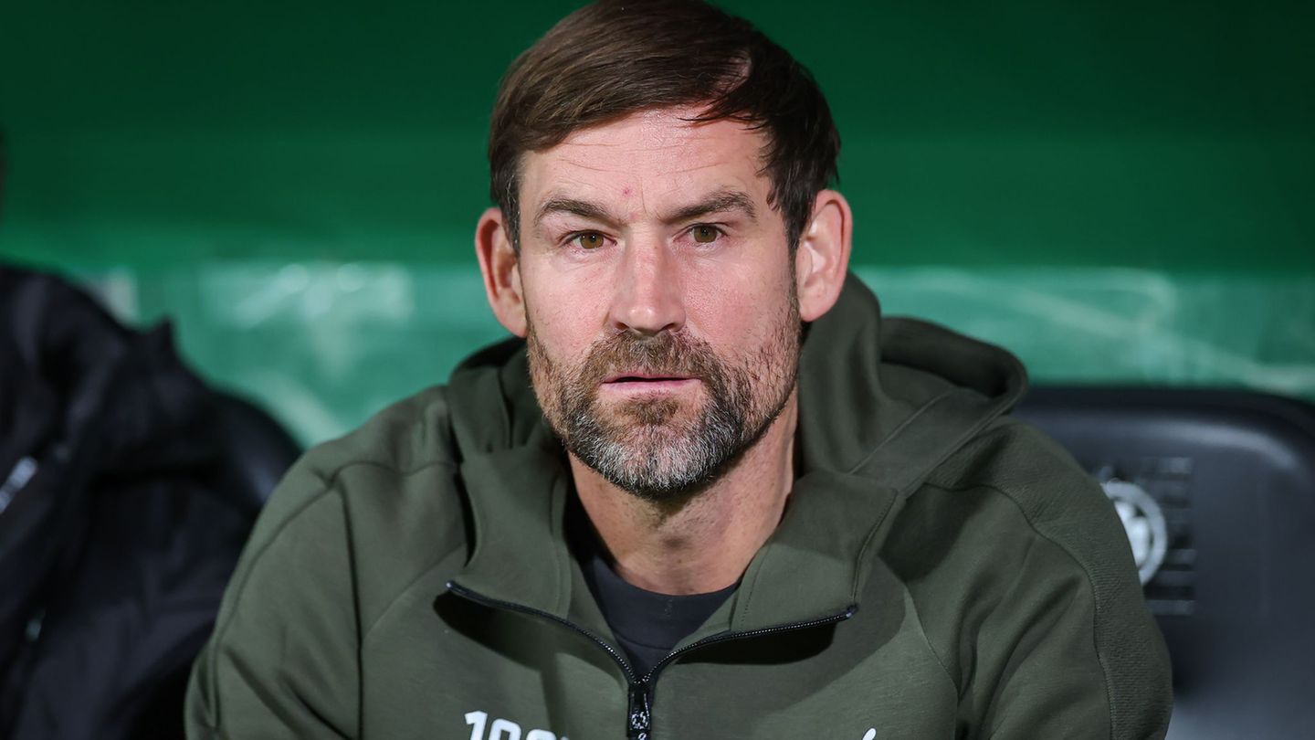 Wieder eine Niederlage für Fürths Trainer Thomas Kleine. Foto: Daniel Karmann/dpa Wieder eine Niederlage für Fürths Trainer Thomas Kleine. Foto: Daniel Karmann/dpa