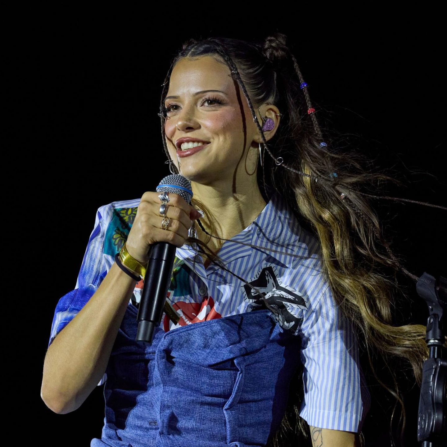 Nina Chuba bei einem Konzert im Hamburg
