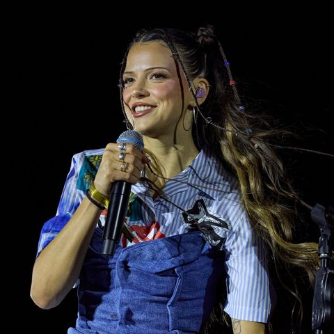 Nina Chuba bei einem Konzert im Hamburg