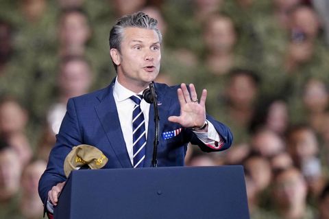 Verkündet schon wieder einen tödlichen US-Angriff auf ein Boot im Pazifik - Pentagon-Chef Hegseth. Foto: ---/kyodo/dpa Verkündet schon wieder einen tödlichen US-Angriff auf ein Boot im Pazifik - Pentagon-Chef Hegseth. Foto: ---/kyodo/dpa