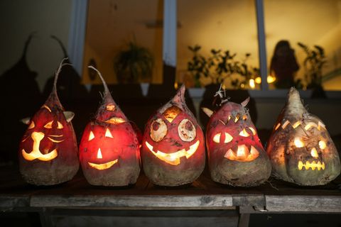 Der Brauch der Rübengeister - ausgehöhlte Rüben, denen Gesichter eingeschnitzt werden - ist schon sehr alt. (Archivbild) Foto: T