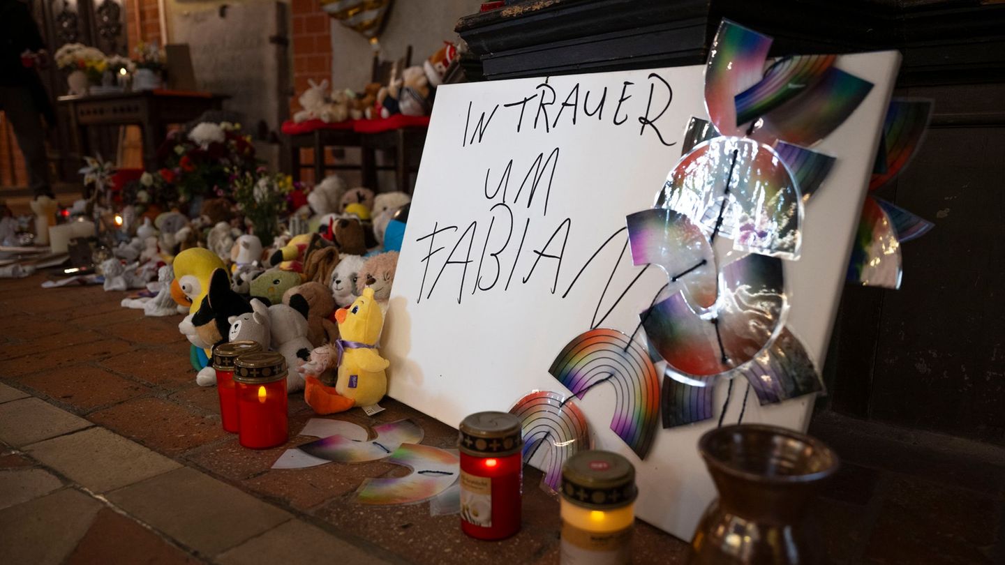 Trauer in Güstrow: Langsames Loslassen - Trauergottesdienst für Fabian