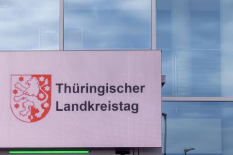 Landräte warnen: Thüringer Kommunen können Aufgaben nicht mehr stemmen. (Symbolbild) Foto: Michael Reichel/dpa