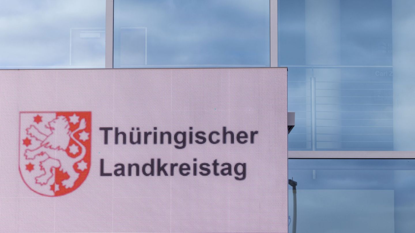 Landräte warnen: Thüringer Kommunen können Aufgaben nicht mehr stemmen. (Symbolbild) Foto: Michael Reichel/dpa Landräte warnen: Thüringer Kommunen können Aufgaben nicht mehr stemmen. (Symbolbild) Foto: Michael Reichel/dpa