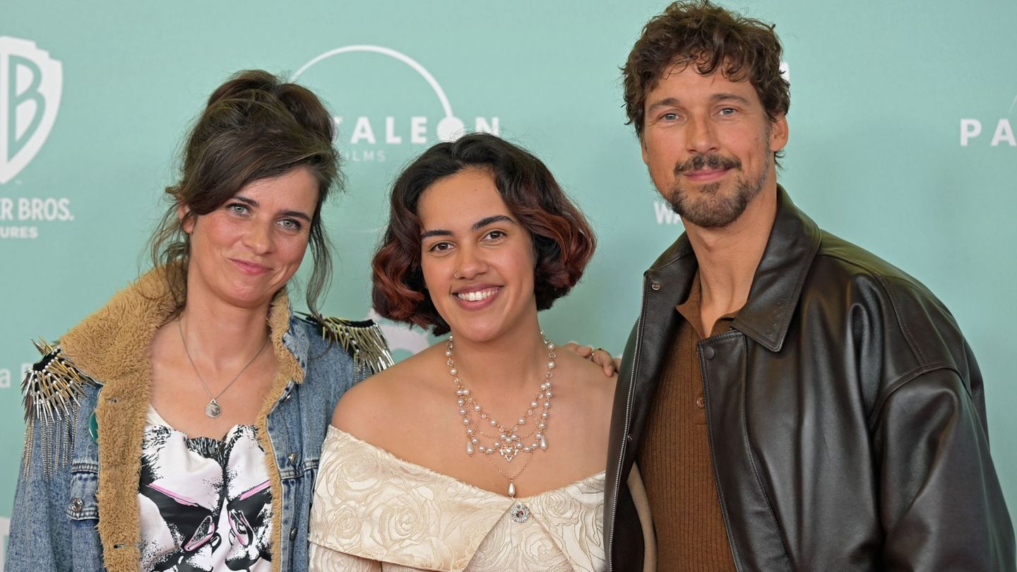 Nora Tschirna (l-r), Jerusha Wahlen und Florian David Fitz bei der Weltpremiere. Foto: Malin Wunderlich/dpa