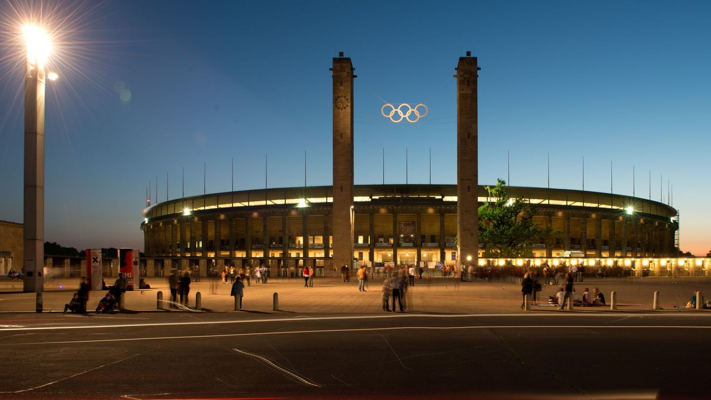 American Football in Berlin: Olympiastadion für NFL umgebaut: breitere Türen, mehr Klos