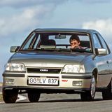 Opel Kadett GSI Champion auf der Straße