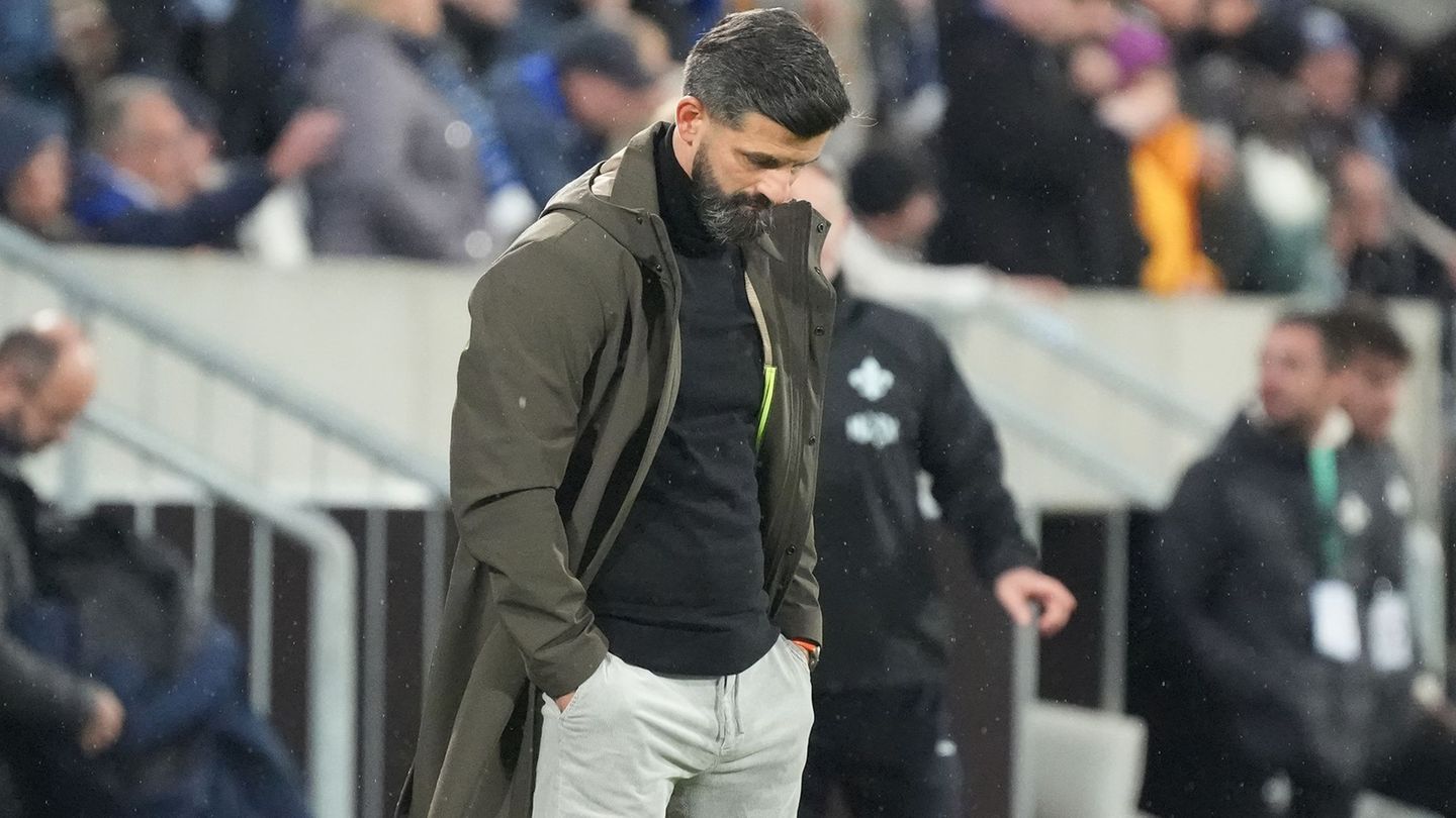 Miron Muslic schlägt trotz der Enttäuschung kämpferische Töne an. Foto: Marc Schüler/dpa Miron Muslic schlägt trotz der Enttäuschung kämpferische Töne an. Foto: Marc Schüler/dpa