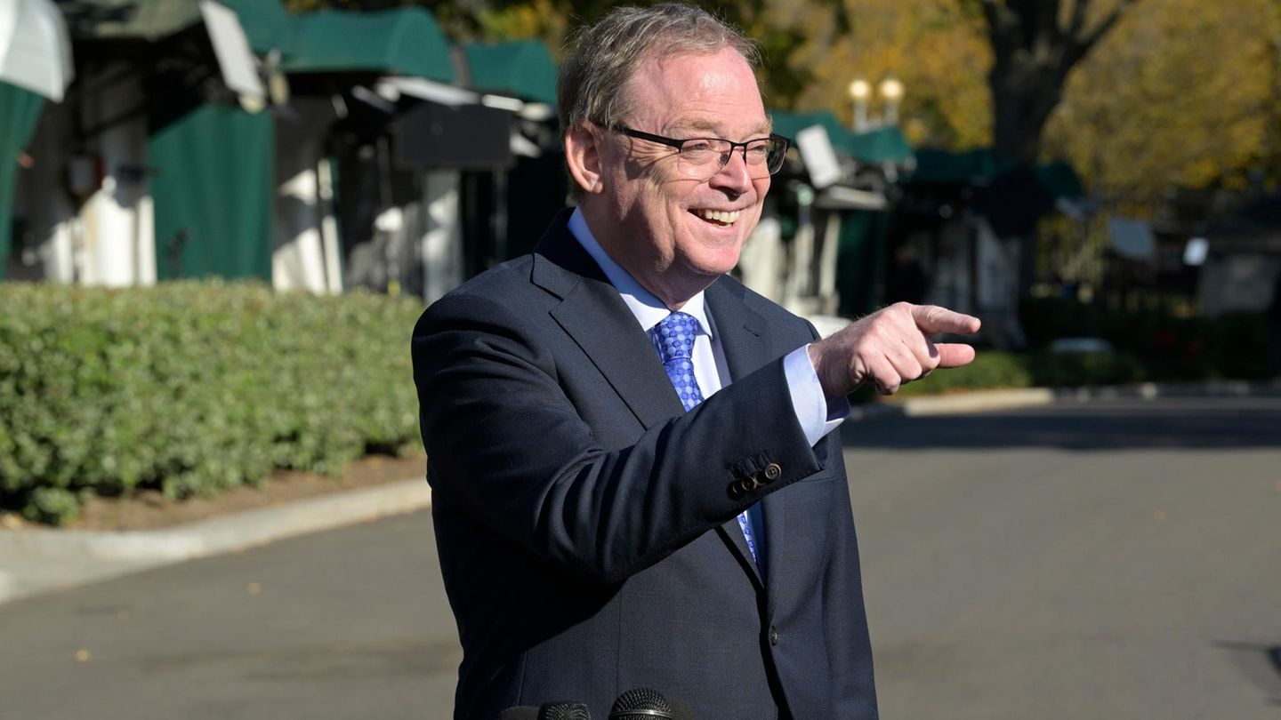 Kevin Hassett Kevin Hassett