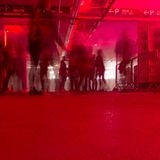 Klassische Gruselorte sind in München Mangelware, deswegen knüpfen die Macher an eine alte Halloween-Partytradition aus der geschlossenen Kultfabrik an. Guter Tipp für alle, die es etwas ruhiger angehen lassen wollen. Die parallele Street-Food-Erweiterung läuft bis zum 2. November auf dem Knödelplatz