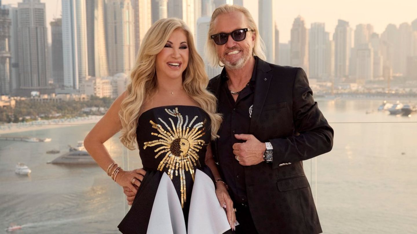 Carmen und Robert Geiss heirateten am 20. Oktober 1994. Carmen und Robert Geiss heirateten am 20. Oktober 1994.