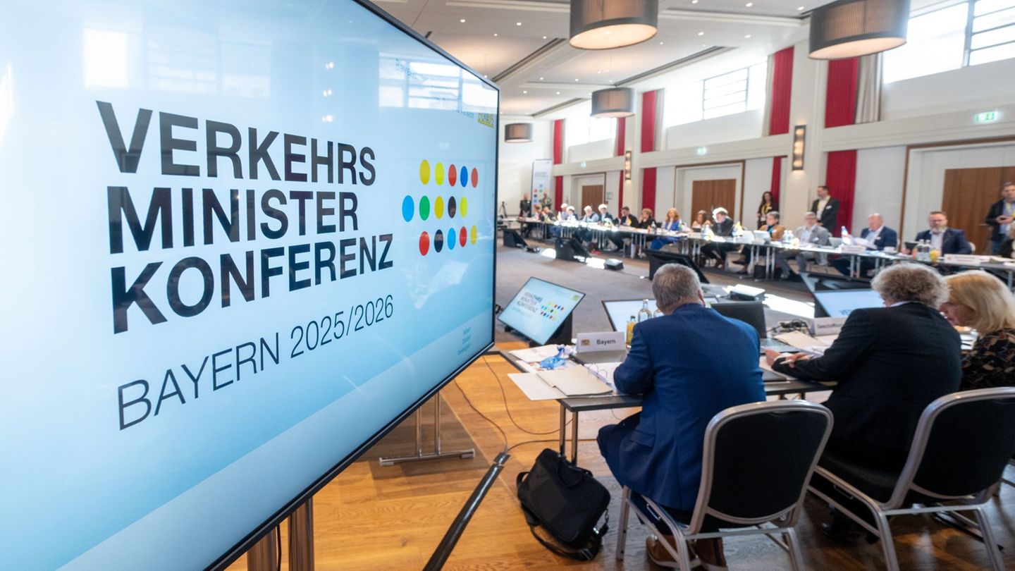 Beim Deutschlandticket stellte die Verkehrsministerkonferenz die Weichen für einen Preismechanismus, der ab 2027 gelten soll. Fo