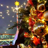 Vom 7. November bis 28. Dezember. Öffnungszeiten: Montag bis Donnerstag von 14 bis 22 Uhr, Freitag und Samstag von 14 bis 23 Uhr, Sonntag von 12 bis 21 Uhr.  Hier geht es zur Weihnachtsmarkt-Website