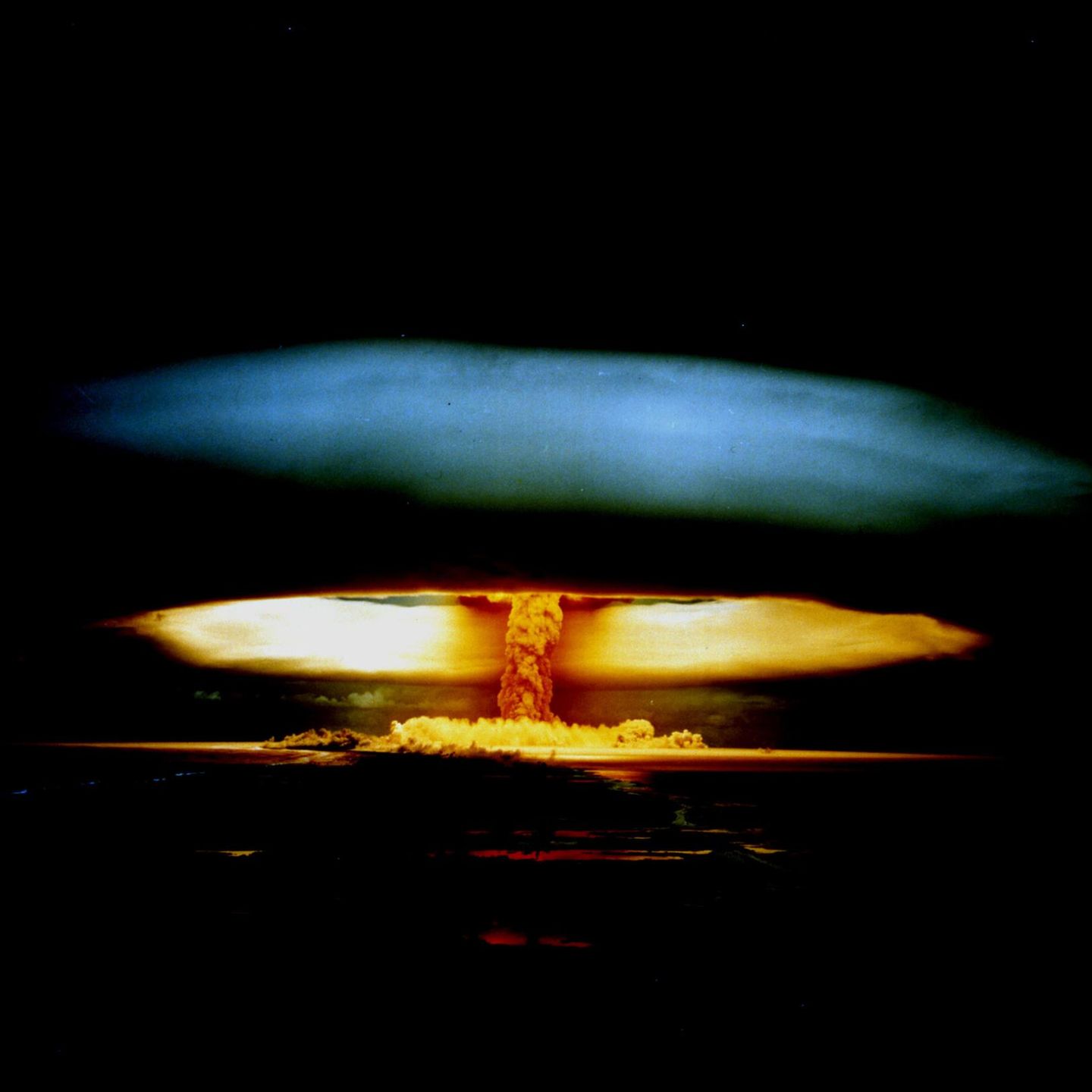 Französischer Atomwaffentest in Polynesien um das Jahr 1970 herum