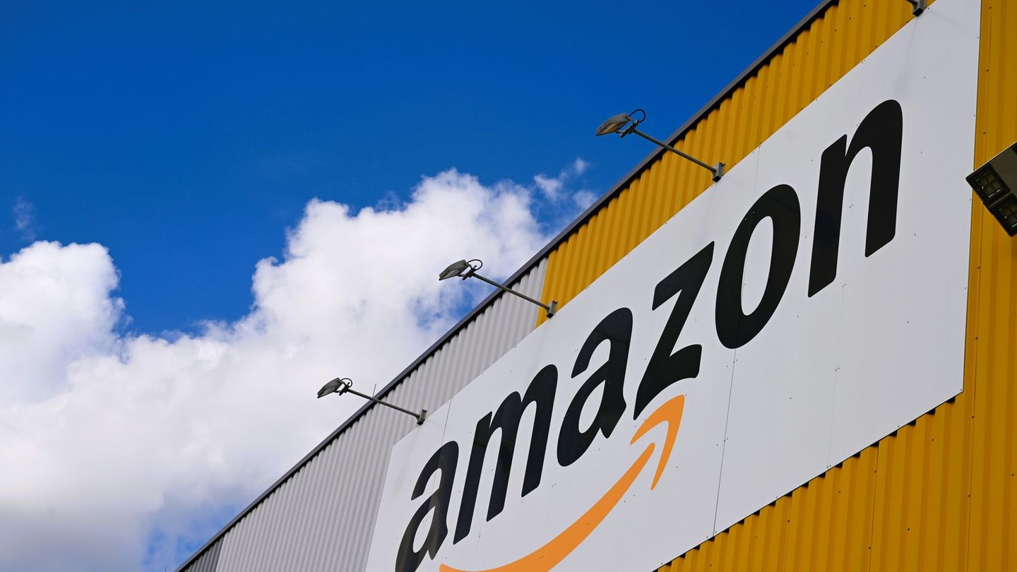 Zu Amazon gehört neben dem Handelsgeschäft auch die Cloud-Sparte AWS. (Archivbild) Foto: Wolf von Dewitz/dpa Zu Amazon gehört neben dem Handelsgeschäft auch die Cloud-Sparte AWS. (Archivbild) Foto: Wolf von Dewitz/dpa