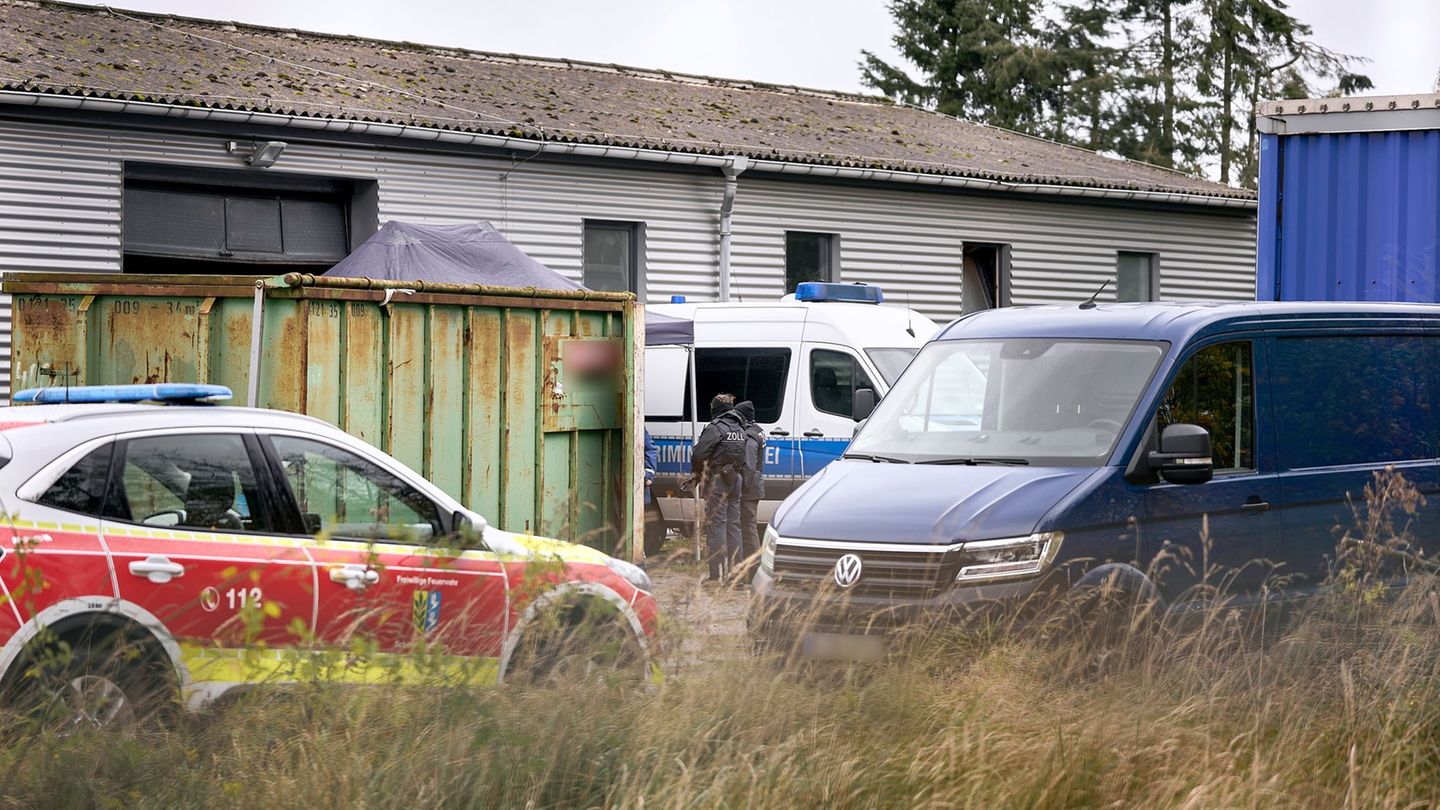 Das Drogenlabor wurde am Mittwoch in Nauen im Havelland ausgehoben. Foto: Michael Ukas/dpa Das Drogenlabor wurde am Mittwoch in Nauen im Havelland ausgehoben. Foto: Michael Ukas/dpa