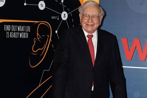 Warren Buffett tritt Ende des Jahres endgültig bei Berkshire Hathaway ab Warren Buffett tritt Ende des Jahres endgültig bei Berkshire Hathaway ab