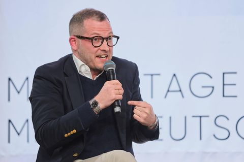 Julian Reichelt kritisierte das Verfahren gegen ihn als "kompletter Irrsinn" Julian Reichelt kritisierte das Verfahren gegen ihn als "kompletter Irrsinn"