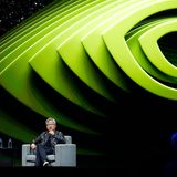 Der US-Chiphersteller Nvidia hat inmitten des Booms Künstlicher Intelligenz (KI) zum ultimativen Höhenflug angesetzt. Das 1993 unter anderem vom heutigen CEO Jensen Huang gegründete Unternehmen stieg dem Ranking zufolge mit einem Marktwert von zuletzt mehr als 5 Billionen US-Dollar zur Nummer eins der wertvollsten Firmen der Welt auf. 