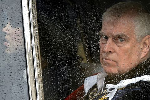 Andrew verliert auch die verbliebenen Titel und Ehren. (Archivbild) Foto: Toby Melville/Pool Reuters/dpa