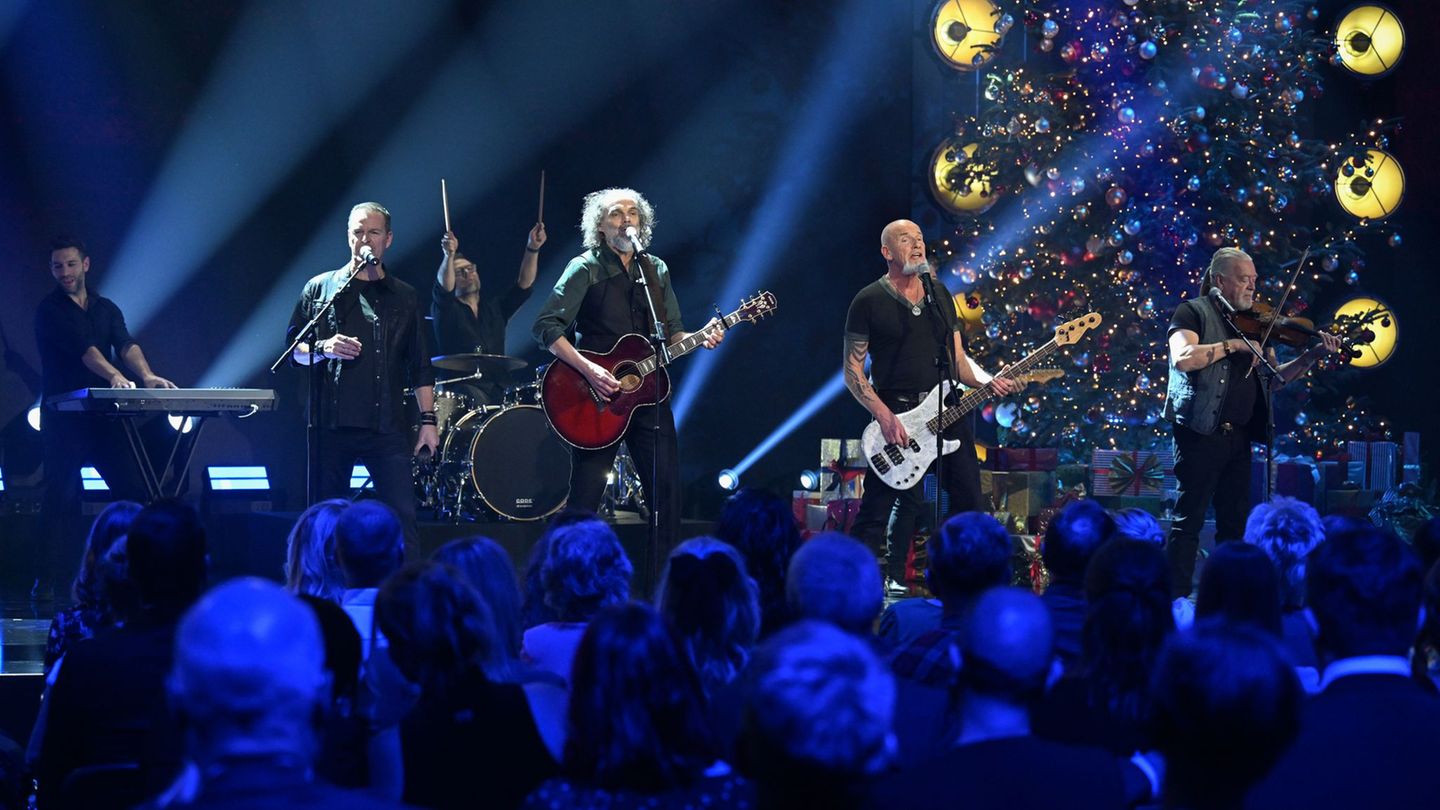 Santiano mischen in ihren hymnischen Songs Elemente von Seemannsliedern, Irish Folk, Pop und Rock. (Archivbild) Foto: Hendrik Sc Santiano mischen in ihren hymnischen Songs Elemente von Seemannsliedern, Irish Folk, Pop und Rock. (Archivbild) Foto: Hendrik Sc