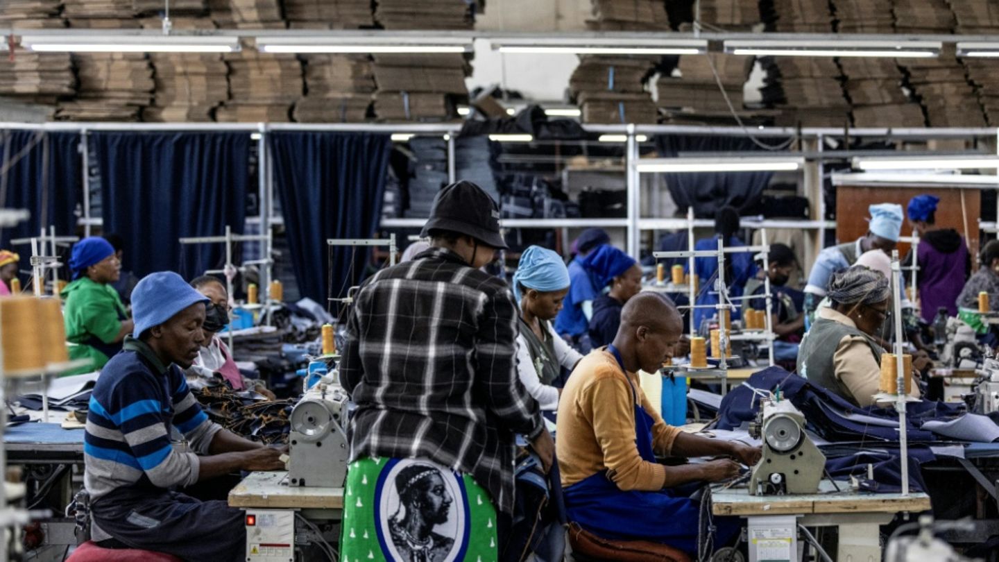 Textilfabrik in Lesotho Textilfabrik in Lesotho