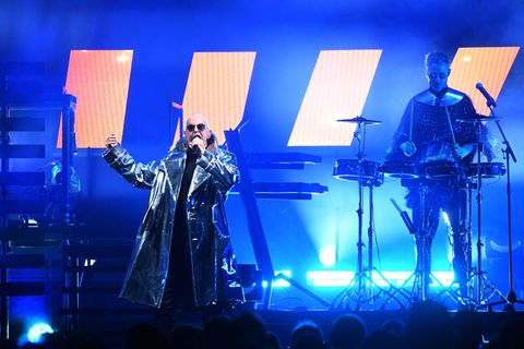Die Pet Shop Boys sind nur ein prominenter Name auf der Benefiz-Compilation. (Archivbild) Foto: Felix Hörhager/dpa