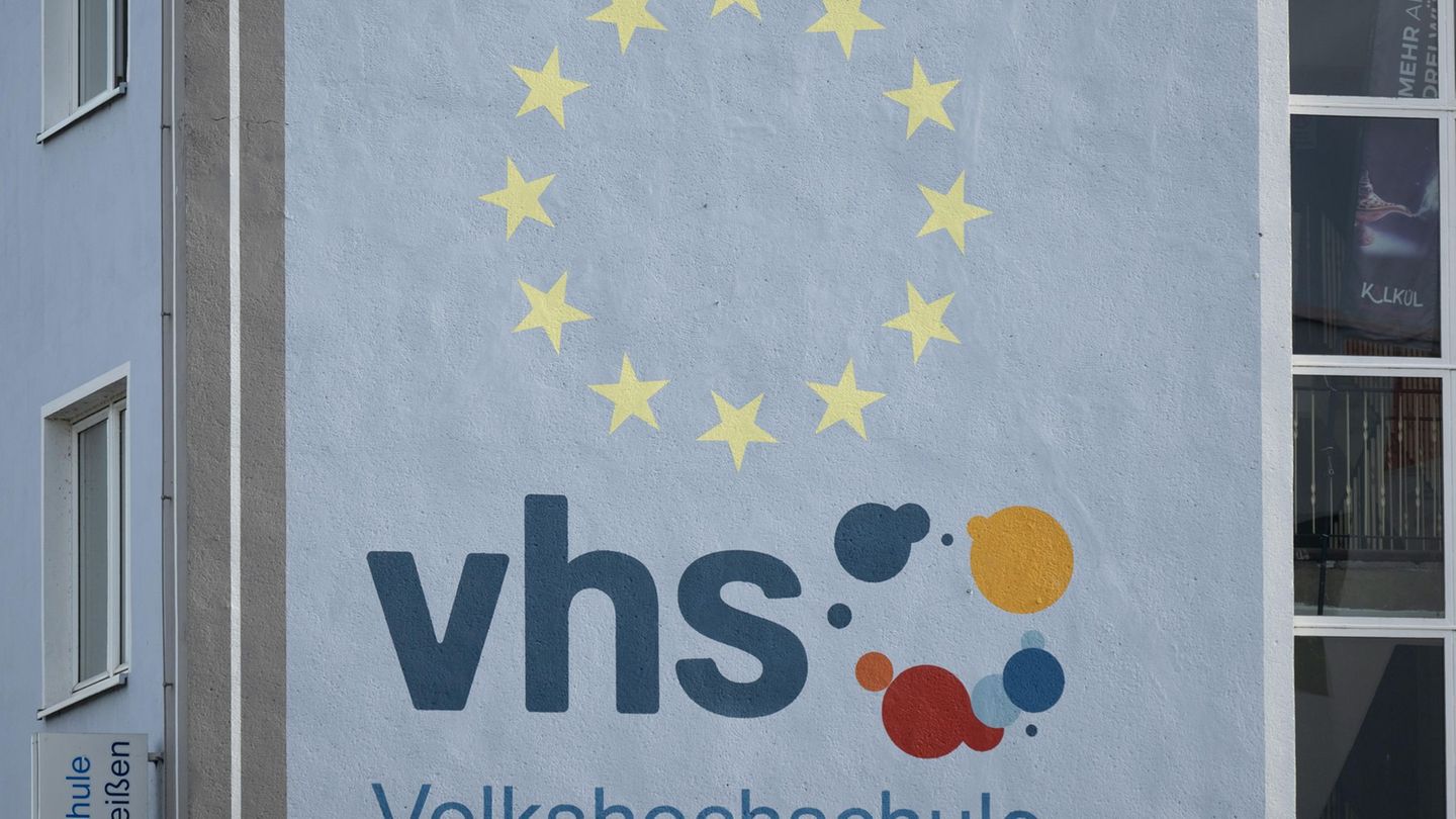 Die Volkshochschulen in MV wollen einen Inflationsausgleich vom Land. (Symbolbild) Foto: Sebastian Kahnert/dpa Die Volkshochschulen in MV wollen einen Inflationsausgleich vom Land. (Symbolbild) Foto: Sebastian Kahnert/dpa