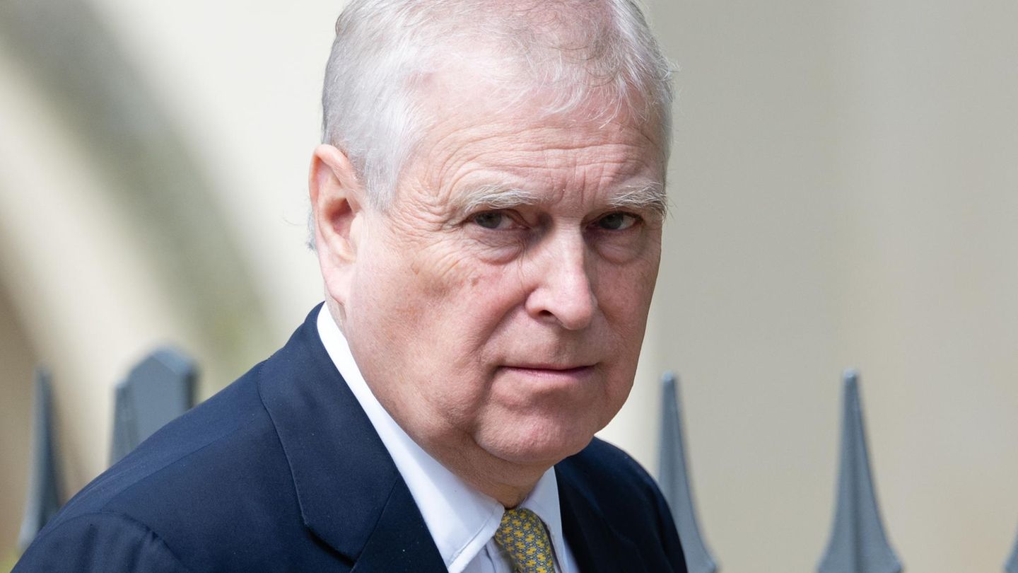 Prinz Andrew Andrew verliert Titel