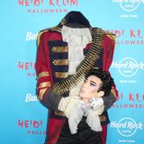 Kopf ab! James Charles auf Heidi Klums Halloween-Party