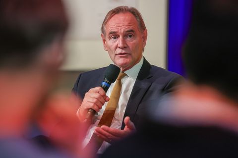 "Wir wollen Menschen jeglicher Couleur willkommen heißen in unseren Städten", sagt Jung. (Archivbild) Foto: Jan Woitas/dpa
