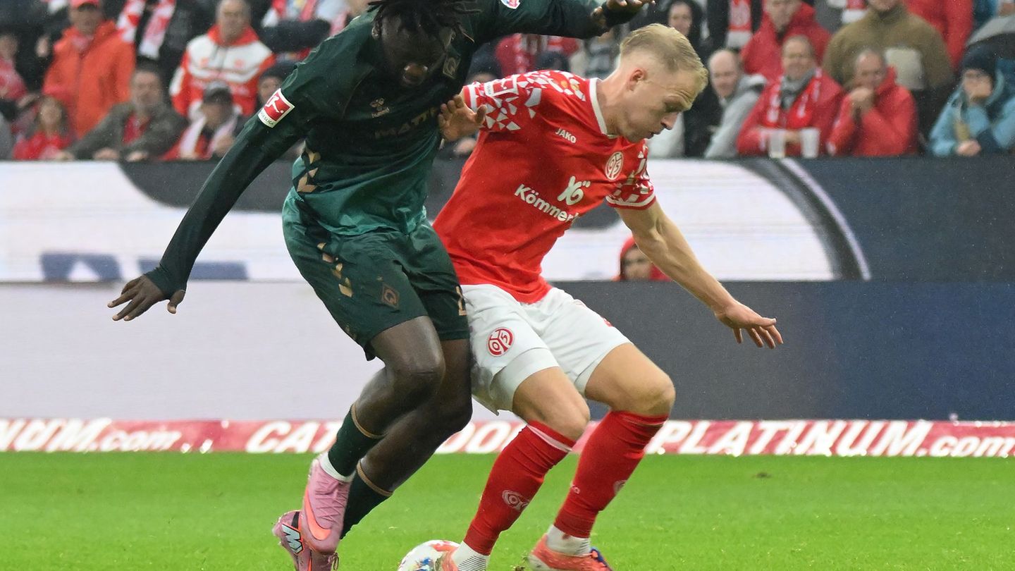 Kam gegen den FSV Mainz 05 nicht zur Geltung: Werder-Stürmer Victor Boniface (l). Foto: Torsten Silz/dpa
