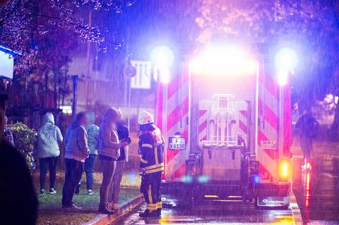 Im Frankfurter Nordwestzentrum lösten Knallgeräusche einen Polizeieinsatz aus. Foto: Boris Roessler/dpa