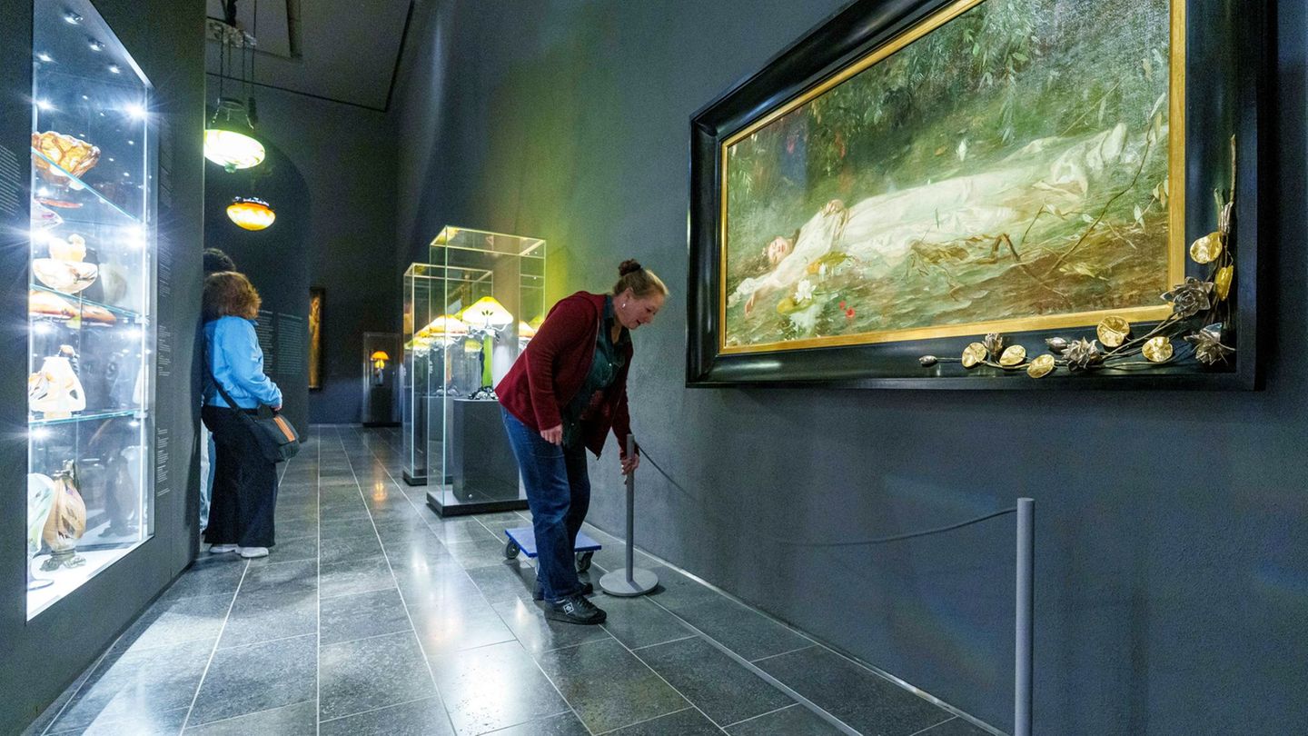 Bei dem Sonderevent ist ein "Brückenschlag" zwischen Shakespeares Figur Ophelia, Heysers Gemälde und der Musikikone Swift geplan