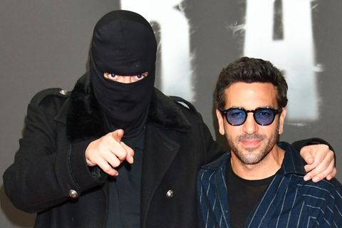 Rapper Haftbefehl und Elyas M'Barek (r.) bei der Premiere von "Babo" in Berlin