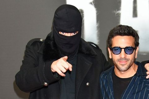 Rapper Haftbefehl und Elyas M'Barek (r.) bei der Premiere von "Babo" in Berlin.