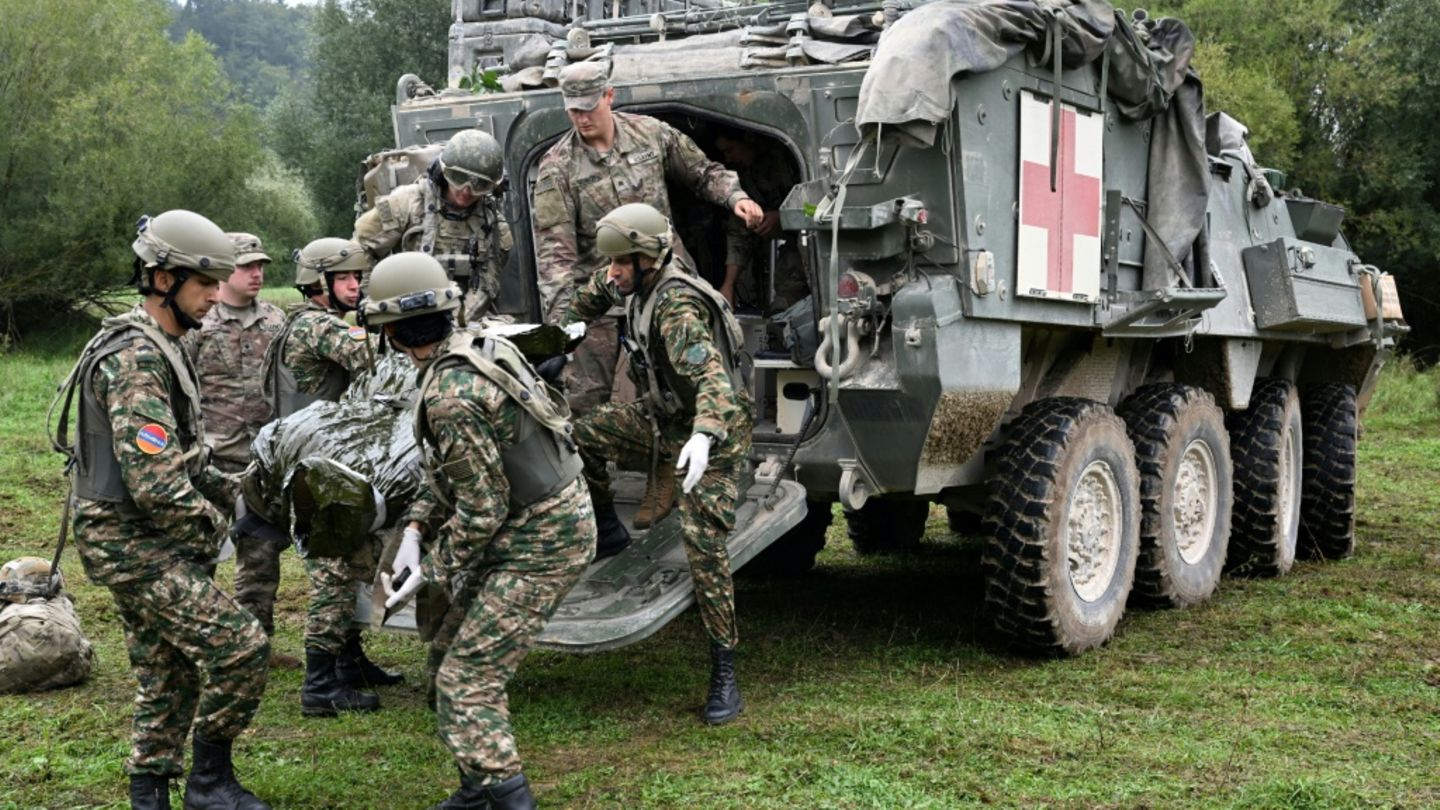 Simulierte Verletztenversorgung bei Nato-Übung in Bayern
