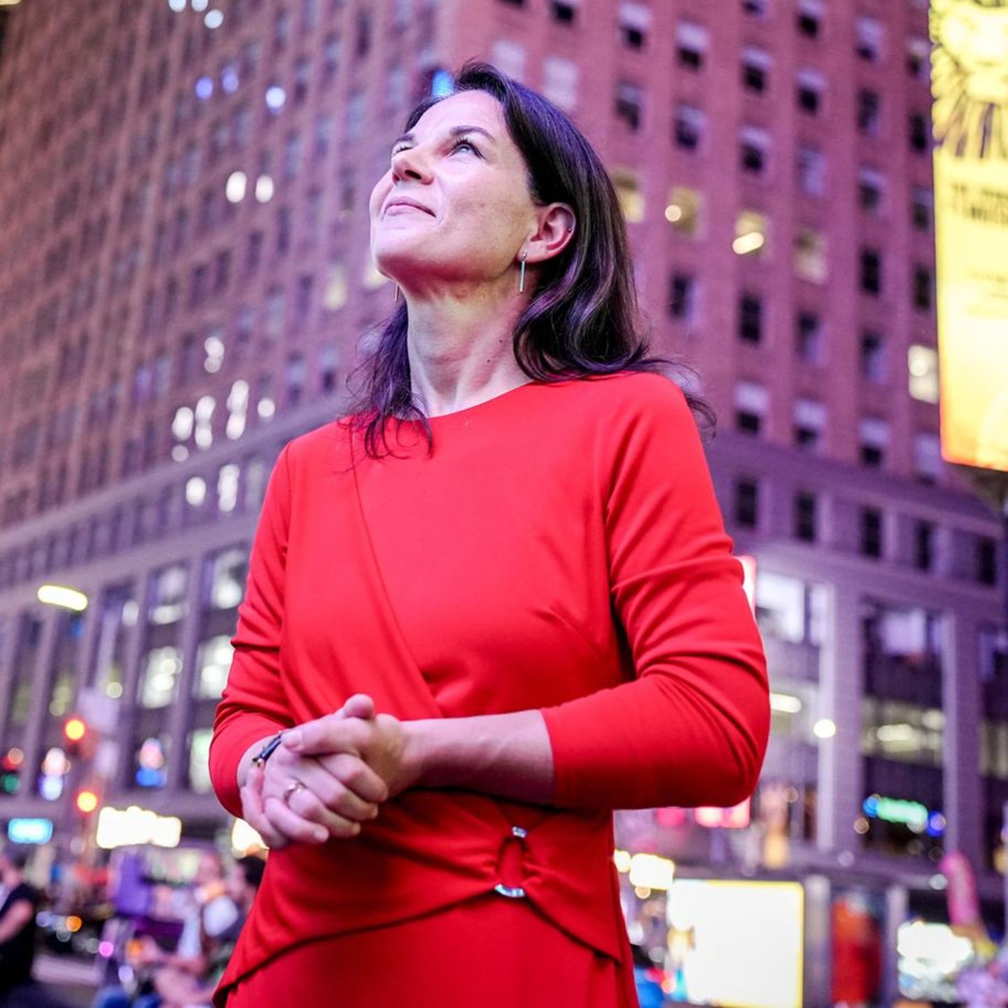 Annalena Baerbock genießt ihr neues Leben in New York – hier auf dem Times Square