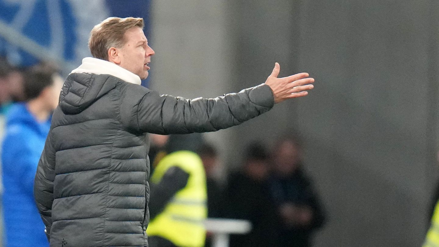 Der SV Darmstadt 98 mit Trainer Florian Kohfeldt trifft im Achtelfinale des DFB-Pokals auswärts auf den SC Freiburg. Foto: Thoma