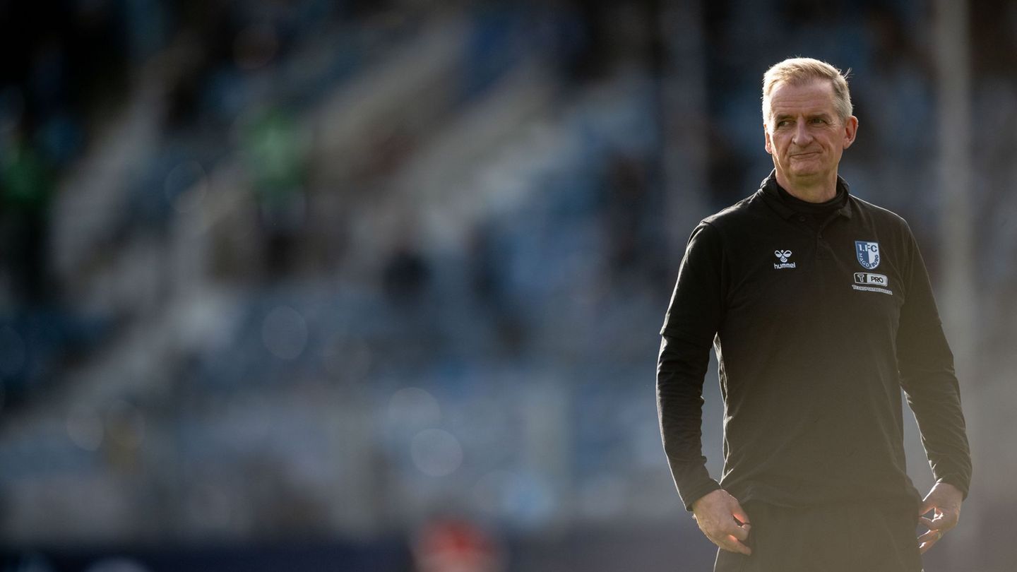 Petrik Sander und Pascal Ibold bleiben Trainer des 1. FC Magdeburg. Foto: Fabian Strauch/dpa